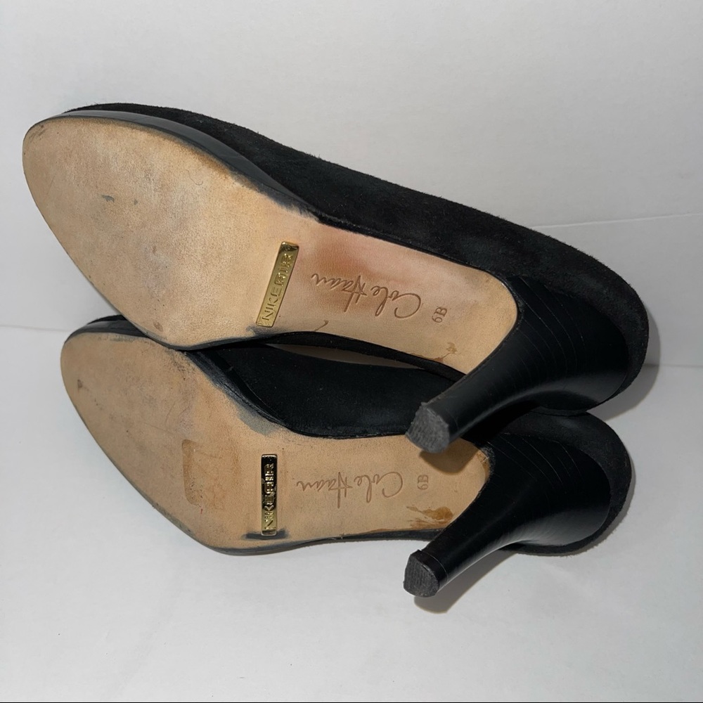 Cole Haan black velvet pump size 6 - Picture 6 of 6
